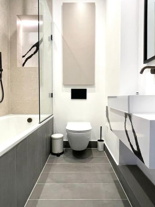 לונדון Central & Stylish 2 Bedroom Apartment מראה חיצוני תמונה