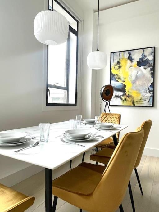 לונדון Central & Stylish 2 Bedroom Apartment מראה חיצוני תמונה